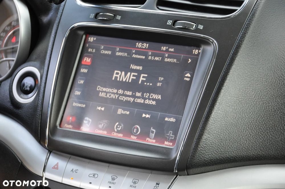 Fiat Freemont 2.0 Multijet 16V DPF Automatik Allrad Black Code - 36
