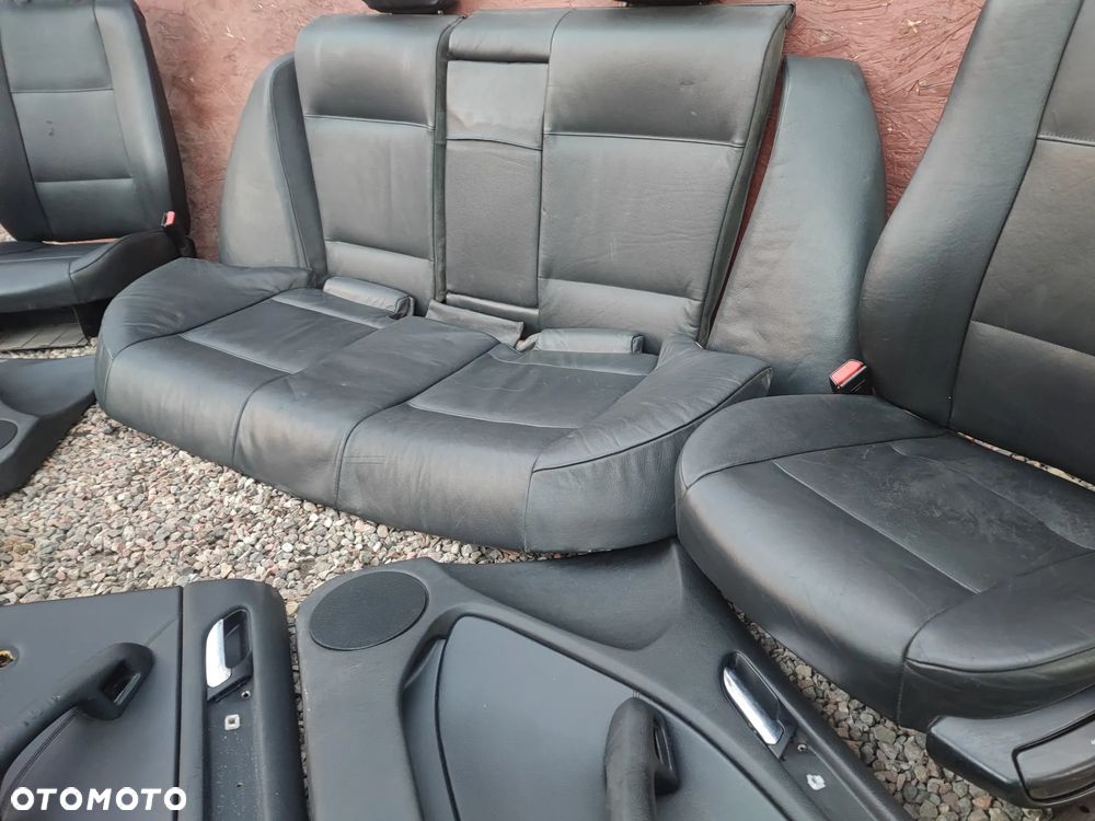 BMW E46 SEDAN ORYGINALNY KOMPLET FOTELI SKÓRZANYCH + KANAPA TYŁ SKŁADANA + BOCZKI EUROPA POD PODUSZKI AIR-BAG O NR. 52 20 8 214 940 / 52 20 8 214 970 / 52 10 8 214 910 OEM  W DOBRYM STANIE - 16