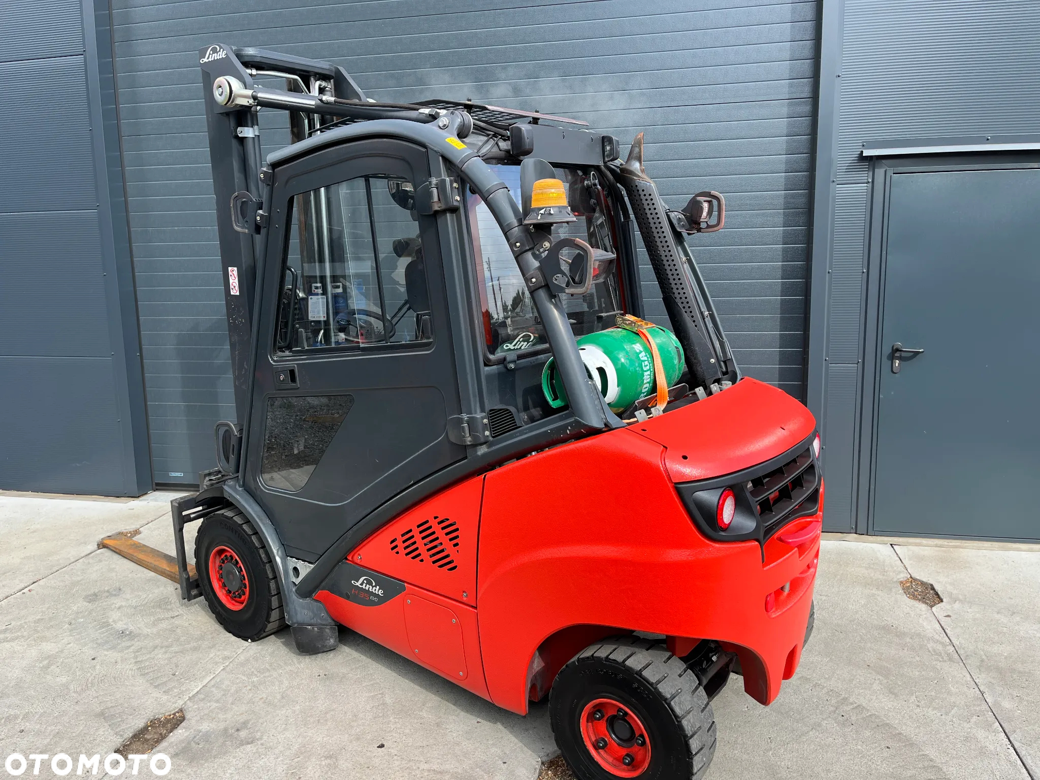 Linde H35-T Gaz LPG TRIPLEX kabina przesuw boczny  oświetlenie drogowe - 9