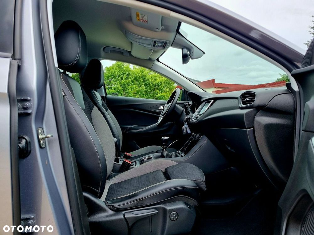 Opel Grandland X 1.2 T Enjoy S&S - 11