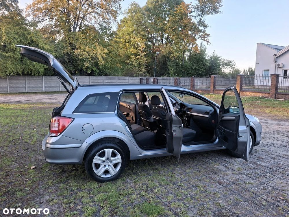 Opel Astra 1.6 Edition 111 Jahre - 27