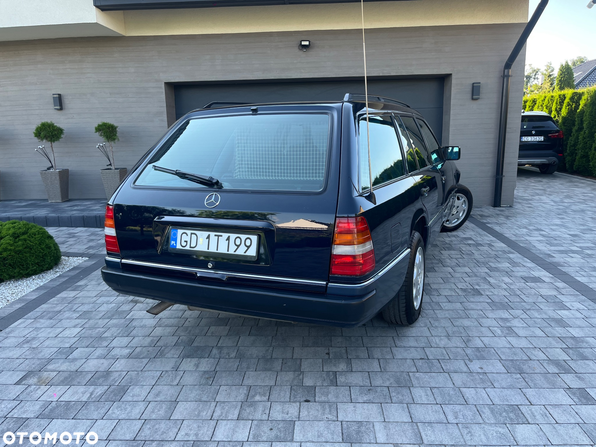 Mercedes-Benz W124 (1984-1993) - 11