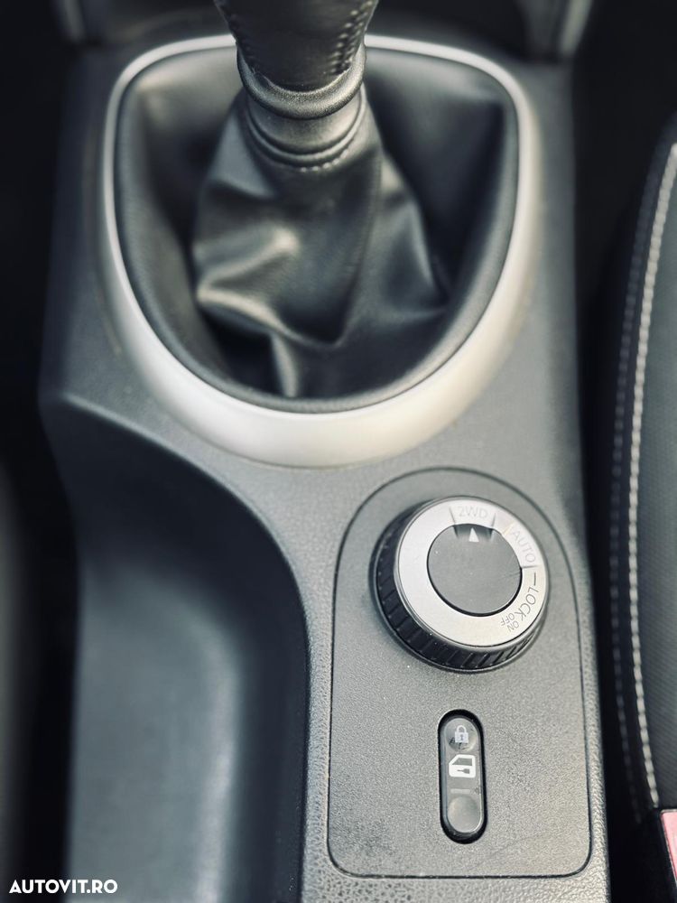 Nissan Qashqai 2.0 DCI DPF Tekna - 8