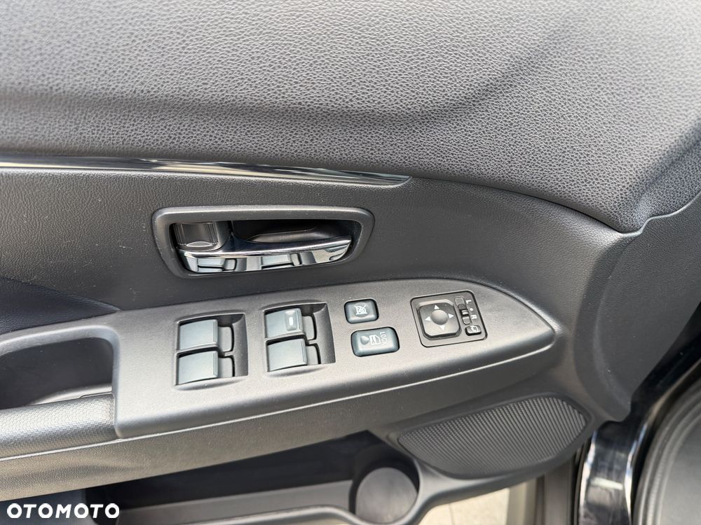 Mitsubishi ASX 1.8 DID Invite 4WD AS&G - 14