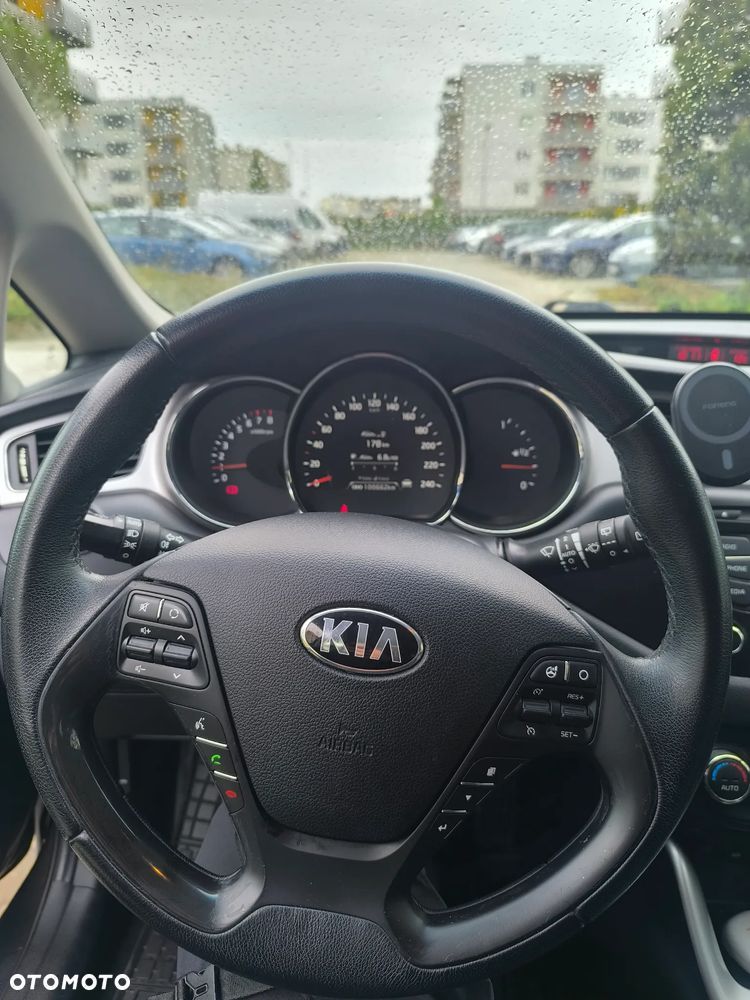 Kia Ceed 1.6 GDI L - 3