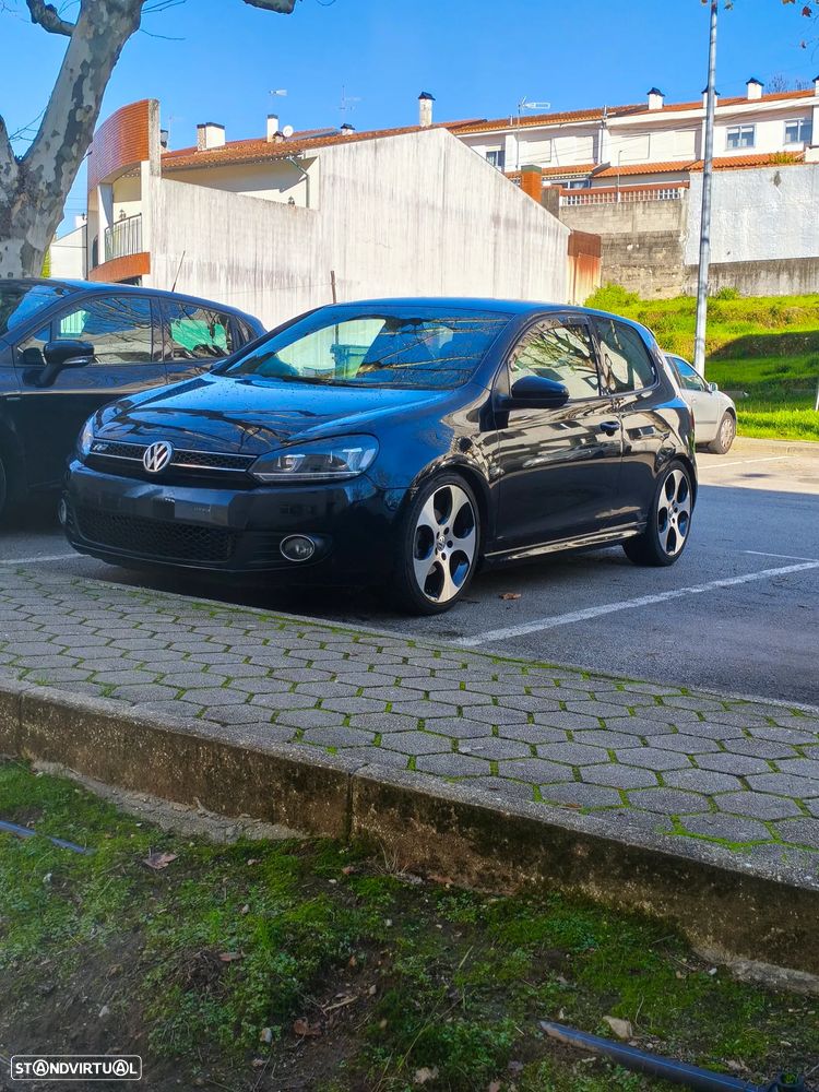 VW Golf 2.0 TDi Highline DSG - 2
