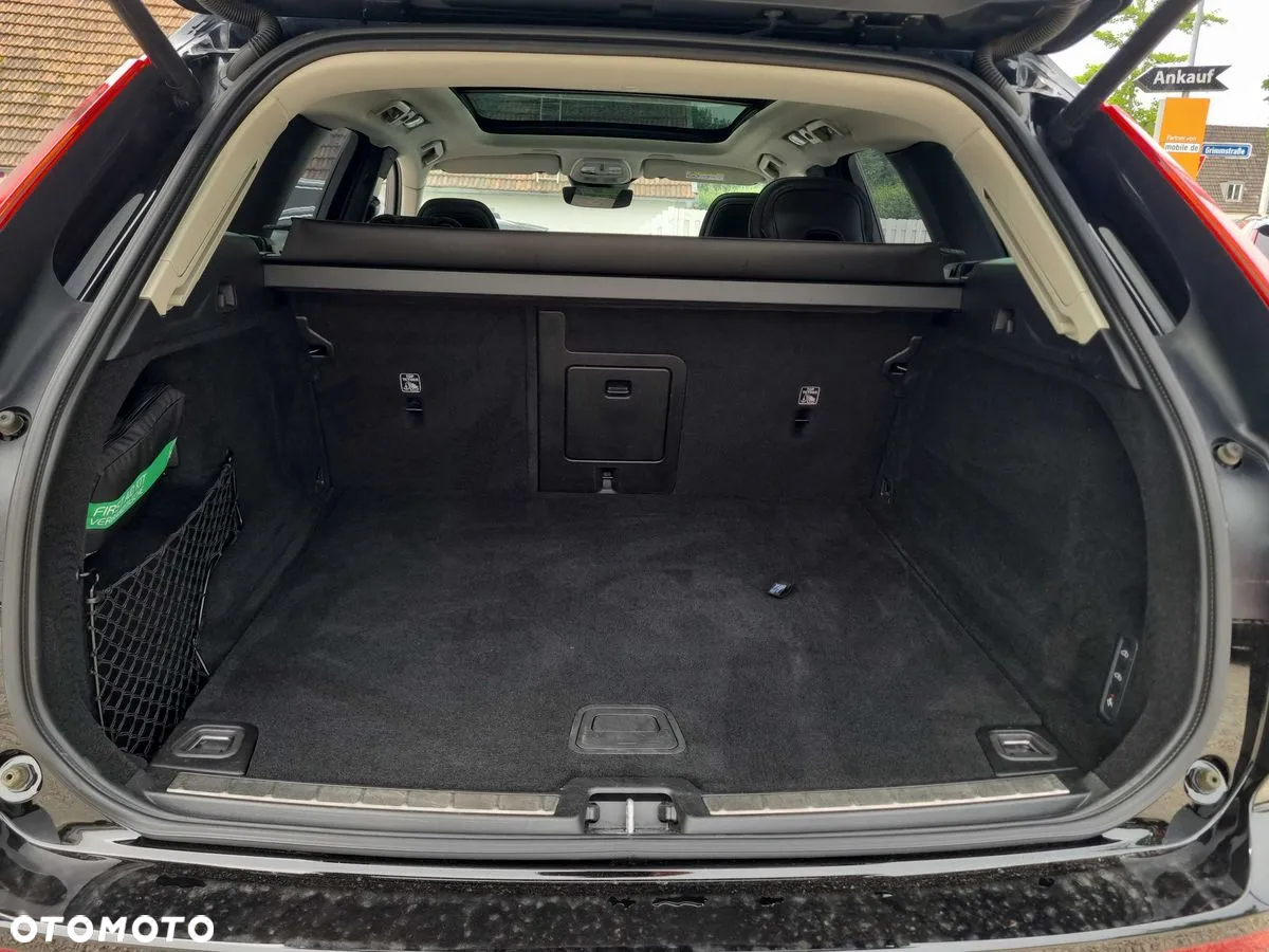 Volvo XC 60 B5 D AWD Geartronic Inscription - 9