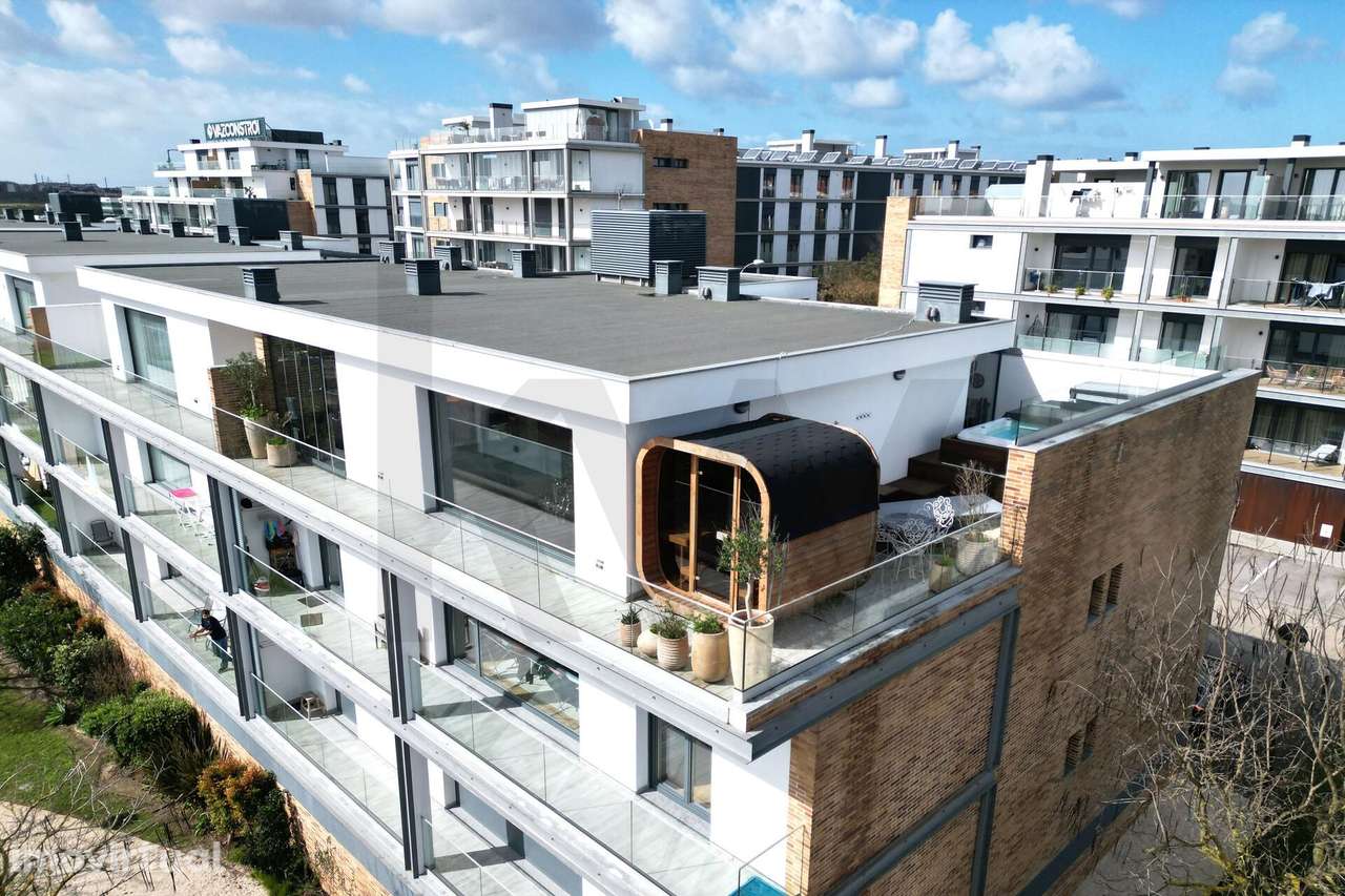 Duplex de Luxo em Oeiras: Onde a Sofisticação Contemporânea encontra o - Grande imagem: 2/50