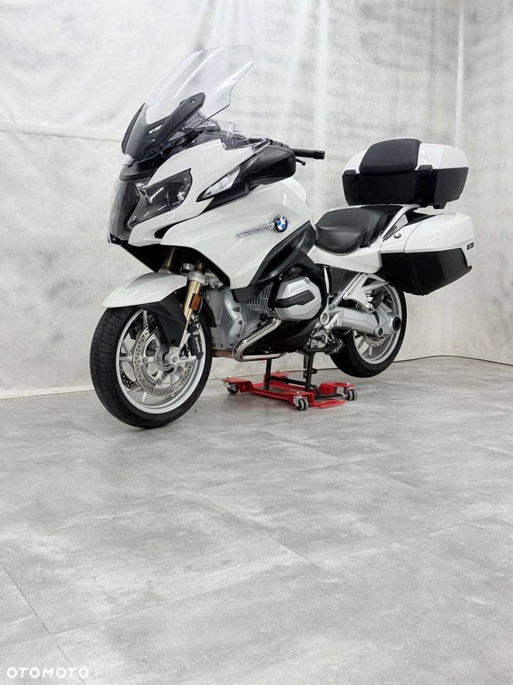 BMW RT