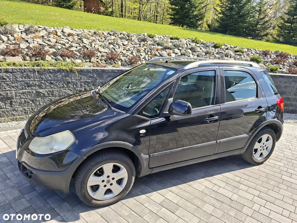 Fiat Sedici - 1