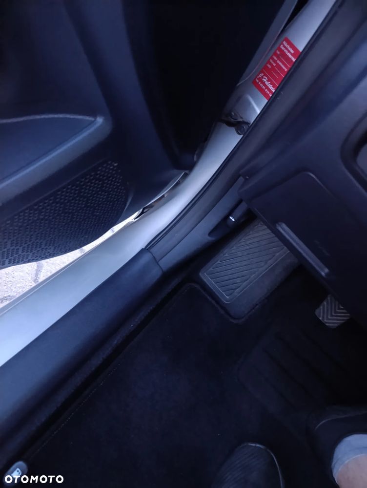 Kia Rio - 21