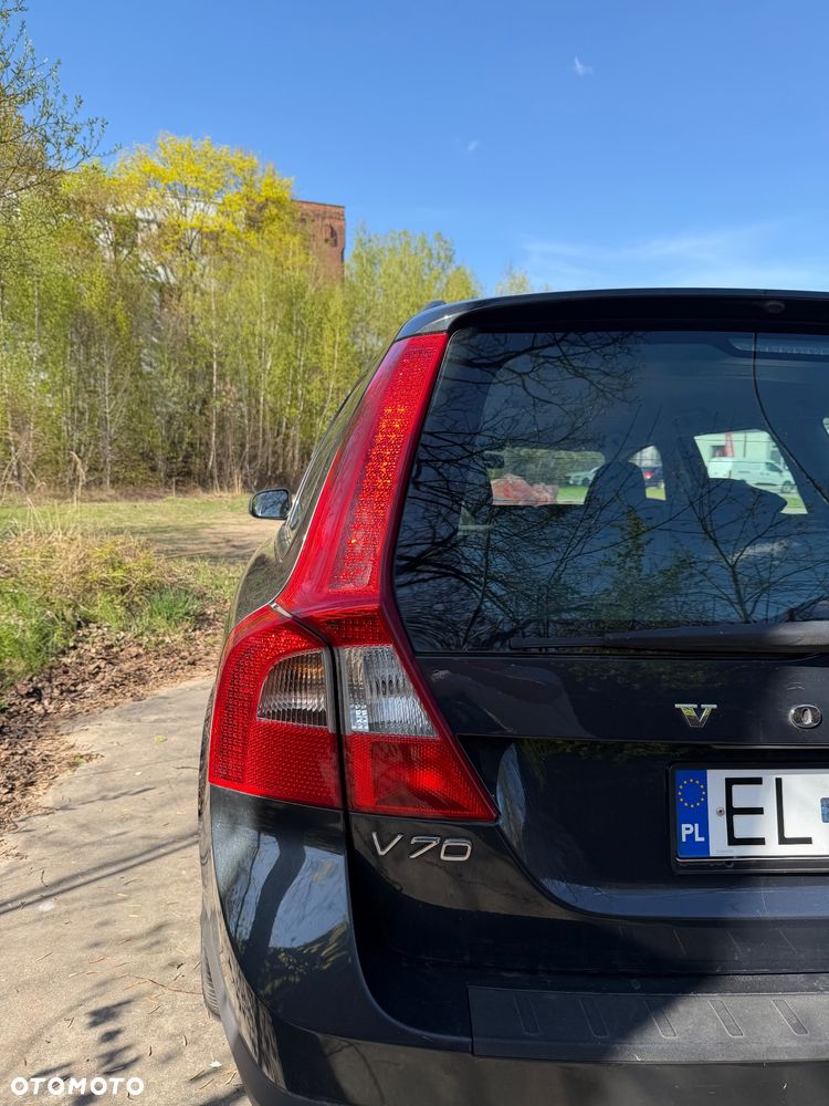 Volvo V70 2.0D Momentum - 6