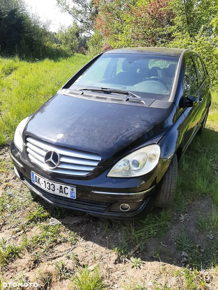 MERCEDES B KLASA W245 B200 CDI ALTERNATOR - 1
