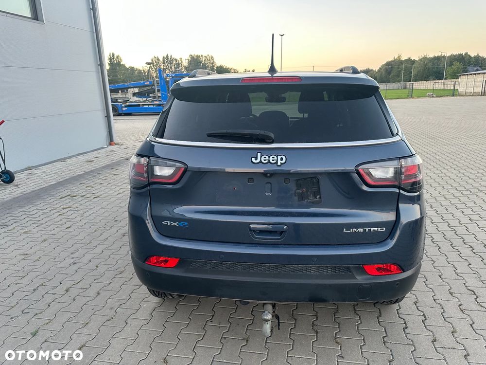 Jeep Compass - 4