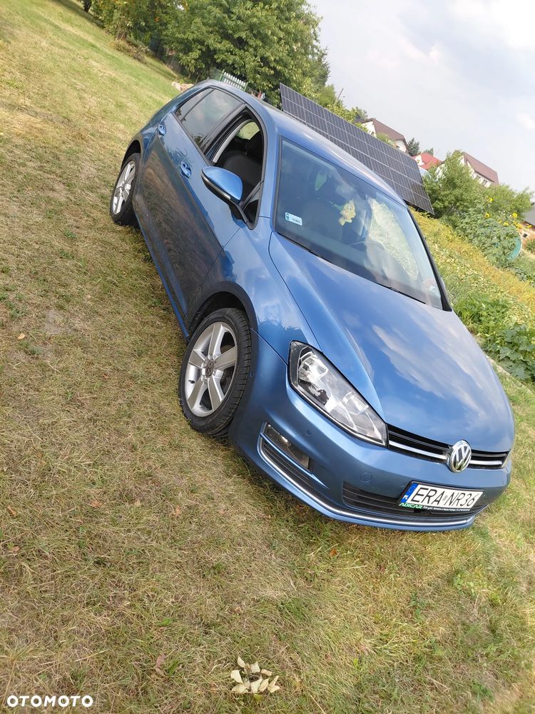 Volkswagen Golf 1.6 TDI DPF Highline - 4