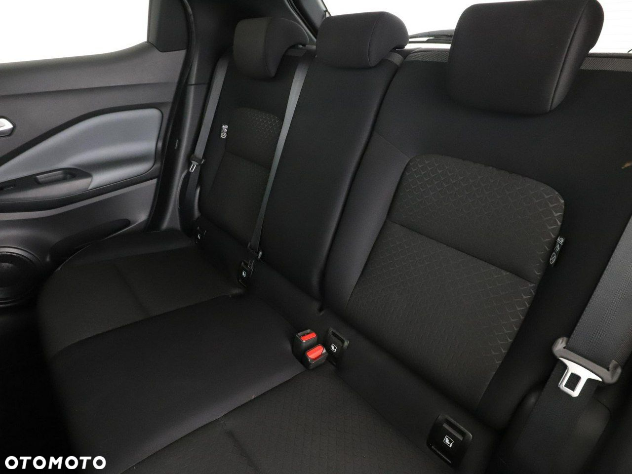 Nissan Juke 1.0 DIG-T N-Connecta - 17