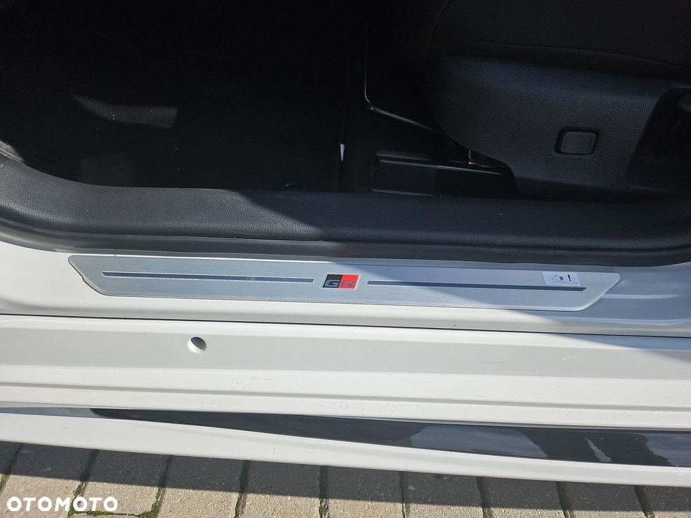 Toyota Corolla - 18