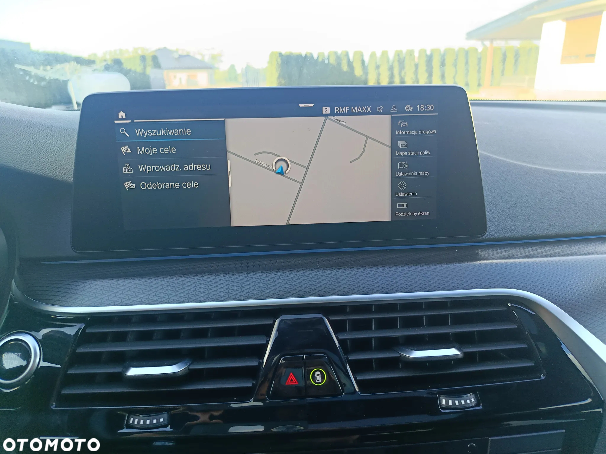 BMW Seria 5 530e xDrive Touring - 36