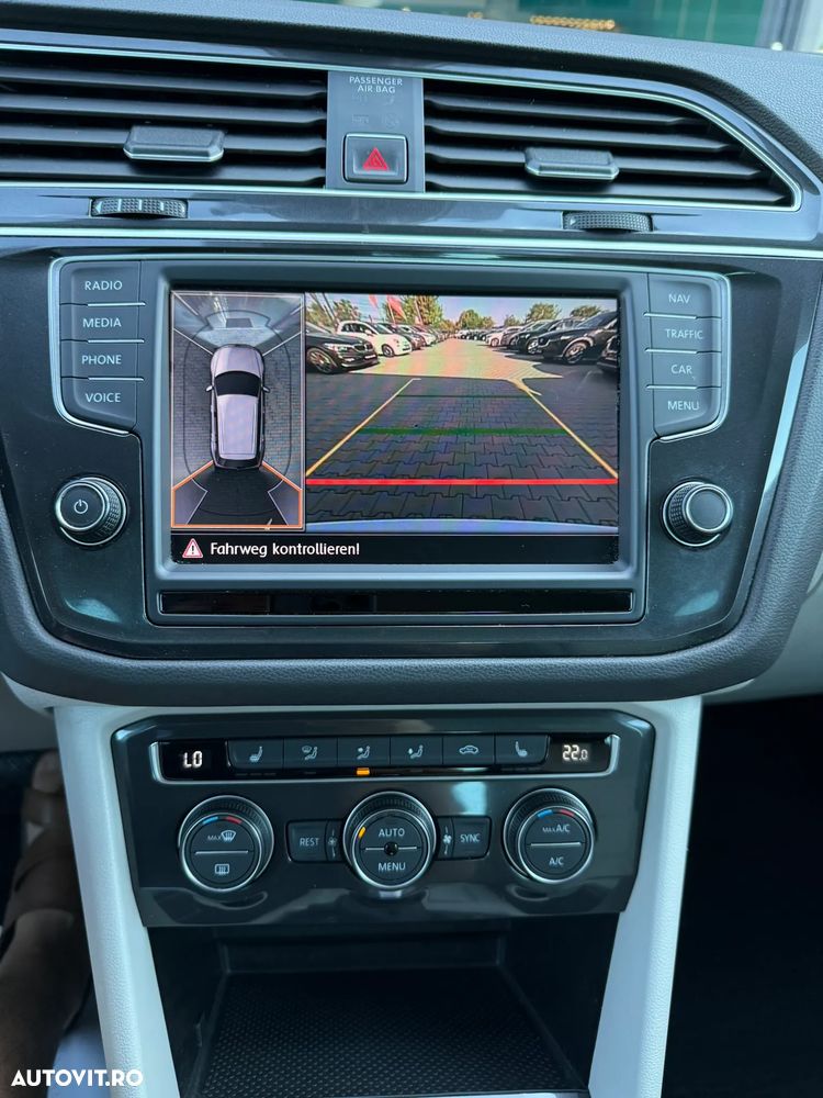 Volkswagen Tiguan 2.0 TDI 4Mot DSG Highline - 23