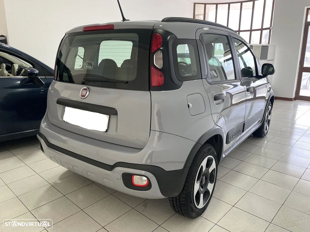 Fiat Panda 1.0 Hybrid City Cross - 12