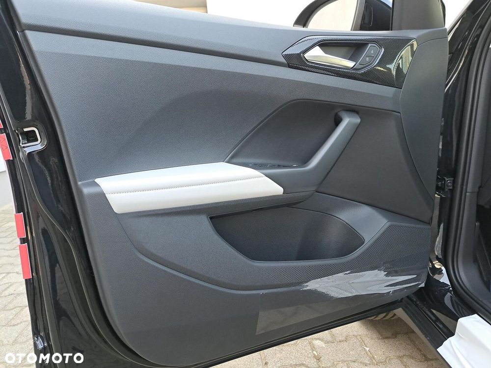 Volkswagen T-Cross - 10