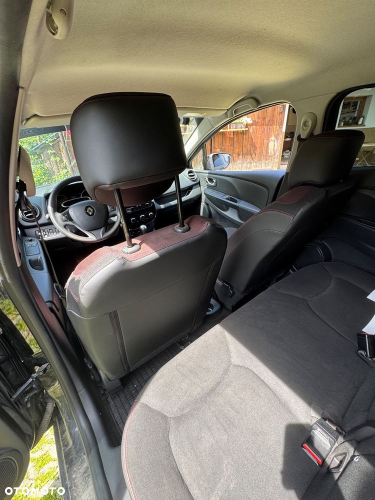 Renault Clio - 6