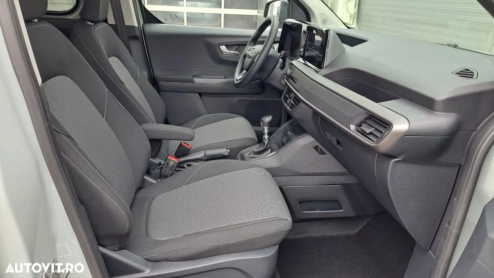 Ford NEW TRANSIT COURIER DCIV - 17