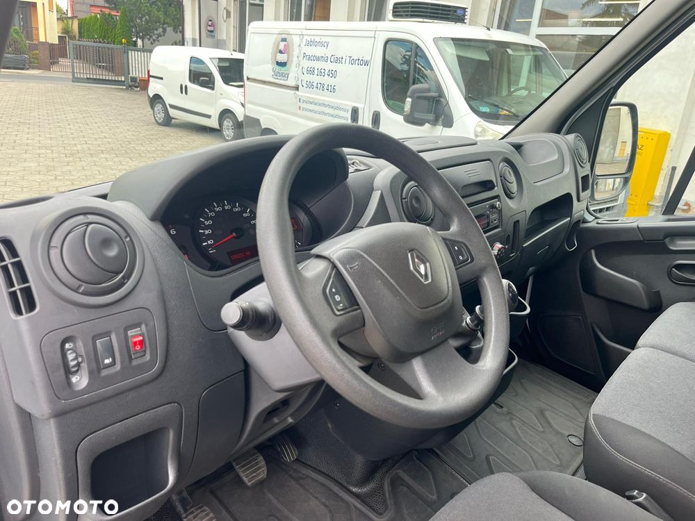 Renault Master - 9