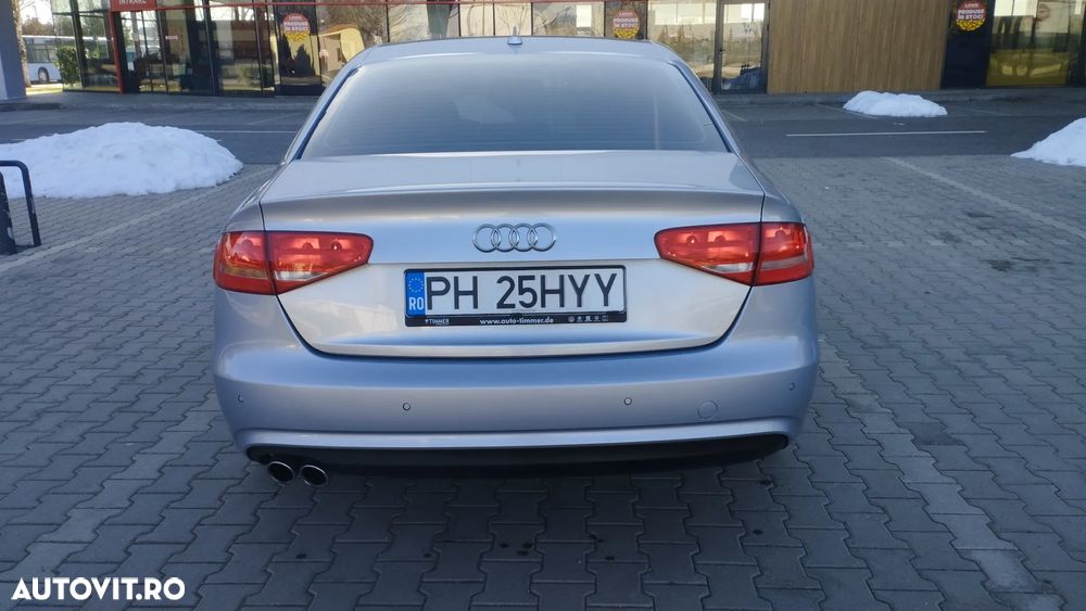 Audi A4 2.0 TDI DPF S line Sportpaket - 9