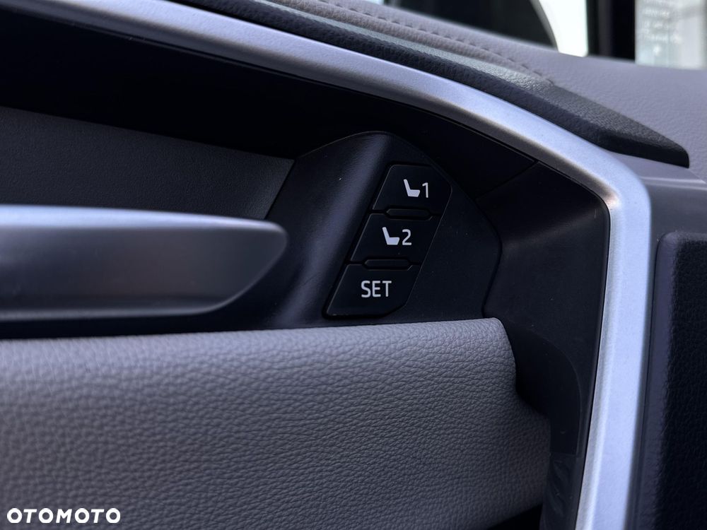 Toyota RAV4 2.5 Hybrid Executive 4x2 - 13