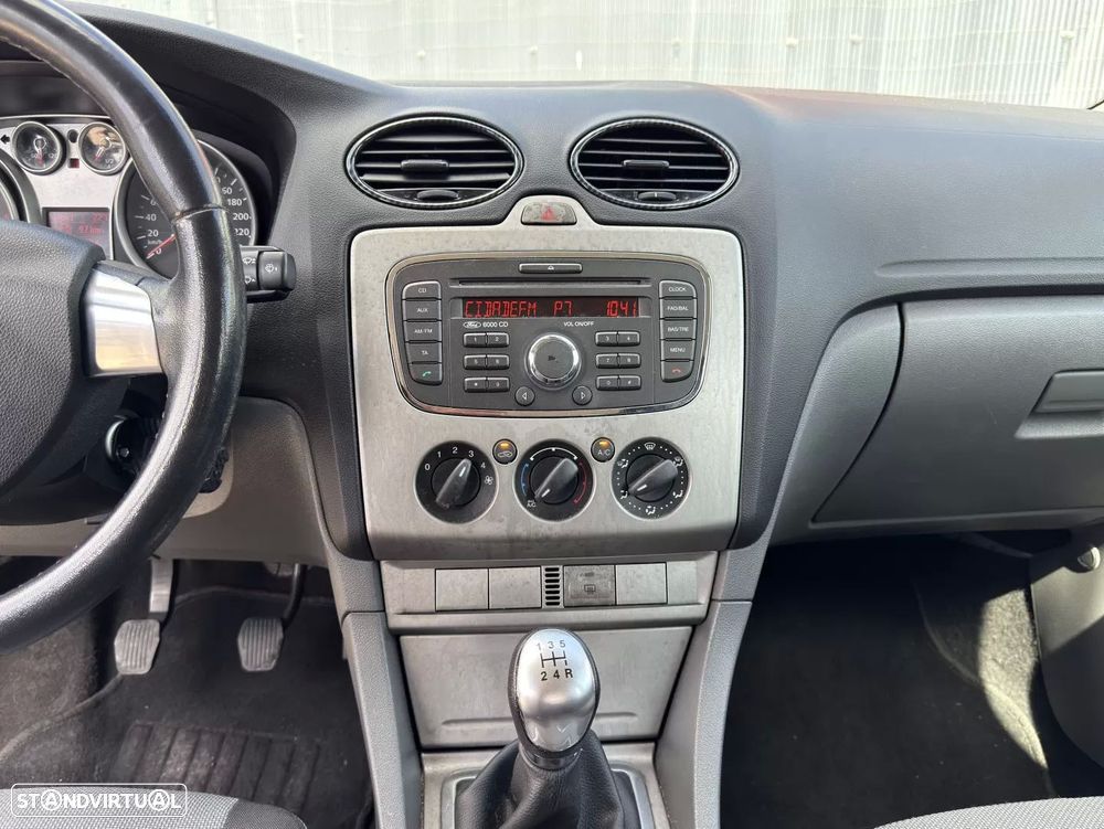 Ford Focus 1.6 TDCi ECOnetic - 10