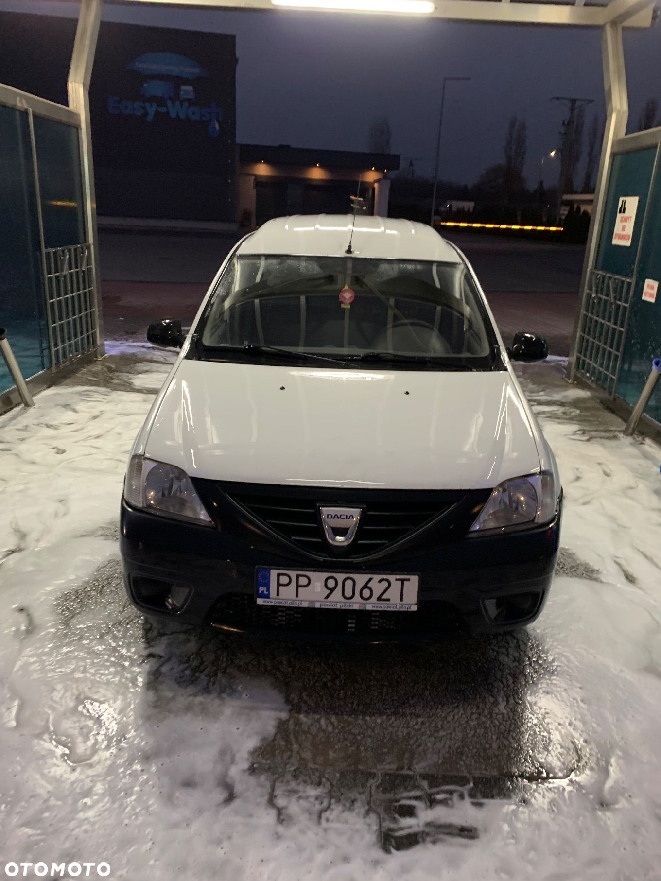 Dacia Logan - 1
