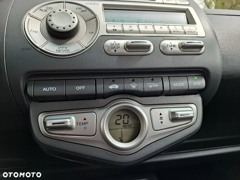 Honda Jazz 1.4 LS - 11