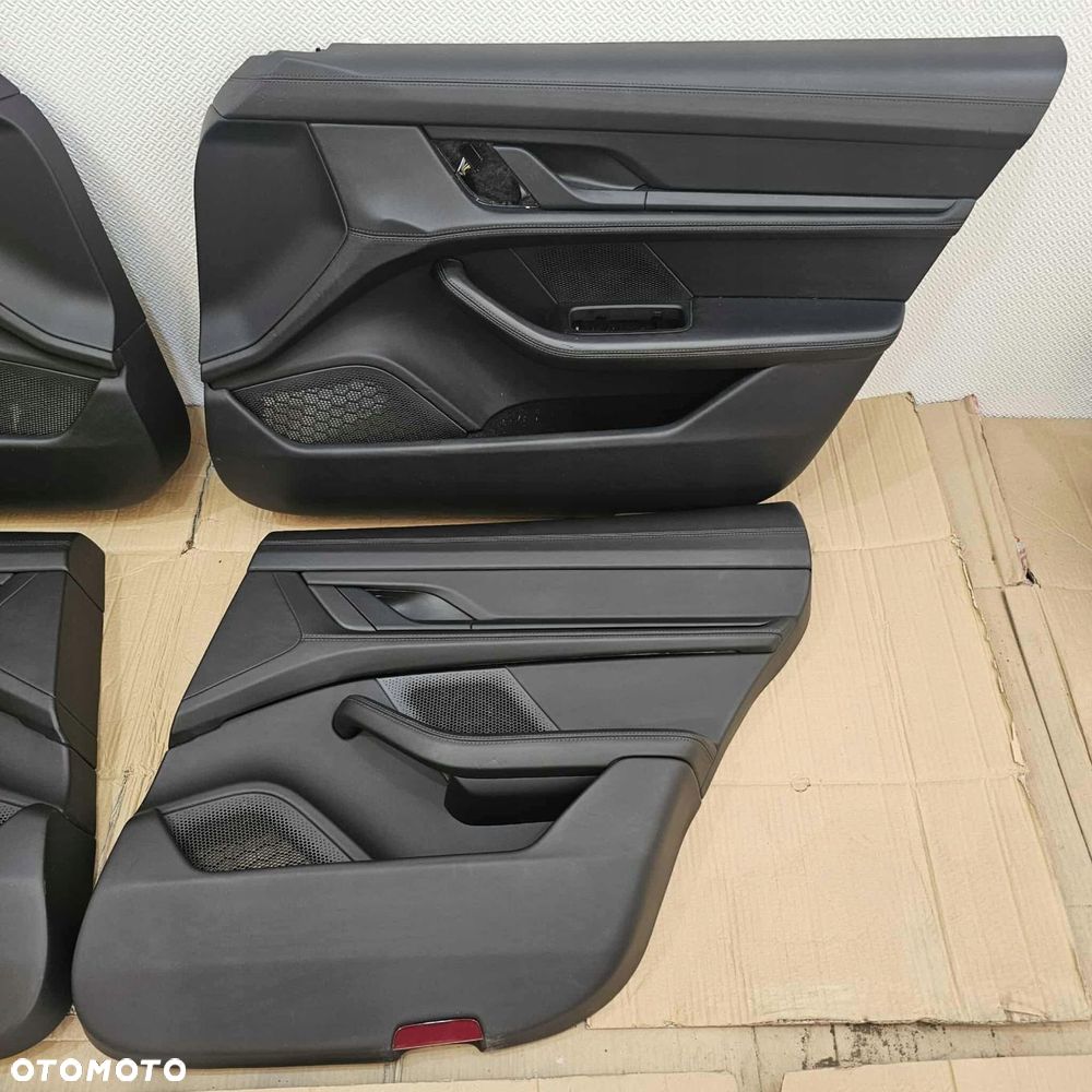 porsche taycan 9j1 fotele siedzenie kanapa wnętrze boczki podłokietnik - 14