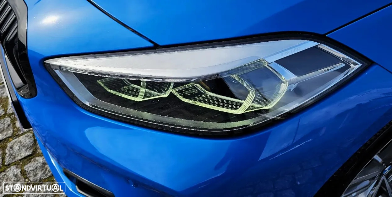BMW 116 d Pack Desportivo M Auto - 25
