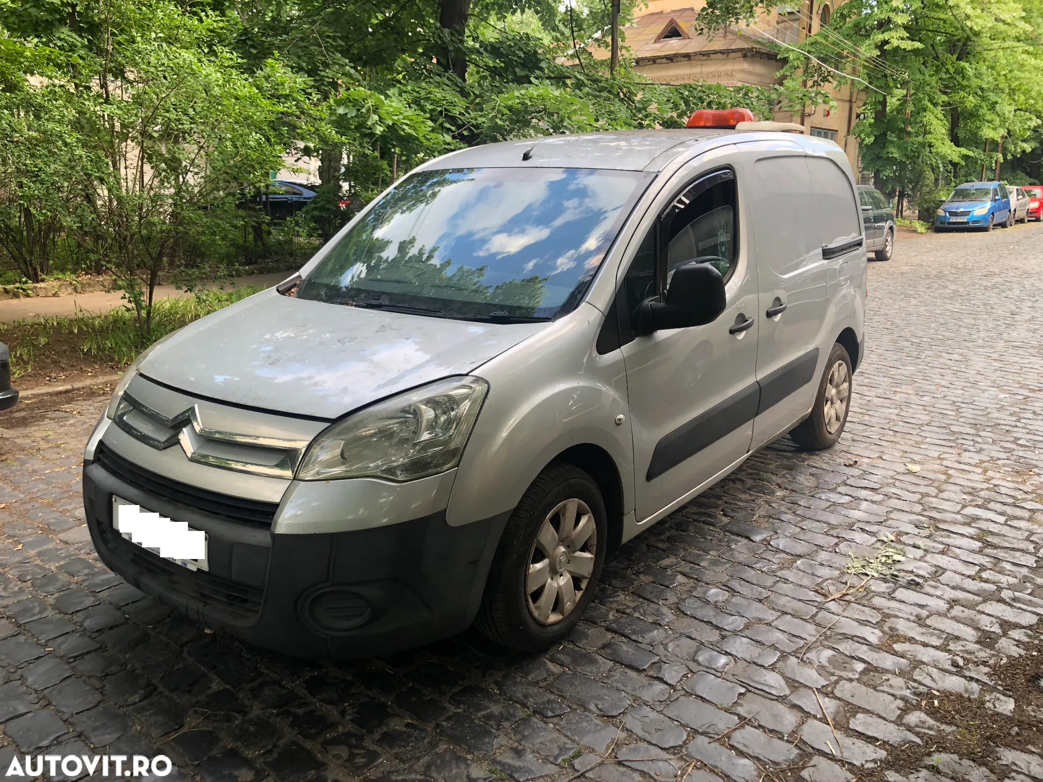 Dezmembrez Citroen Berlingo gri argintiu 2011 - 2