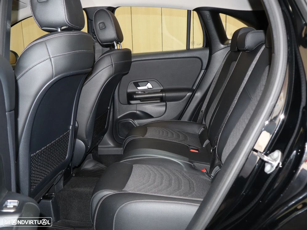 Mercedes-Benz GLA 250 e 8G-DCT Style - 13