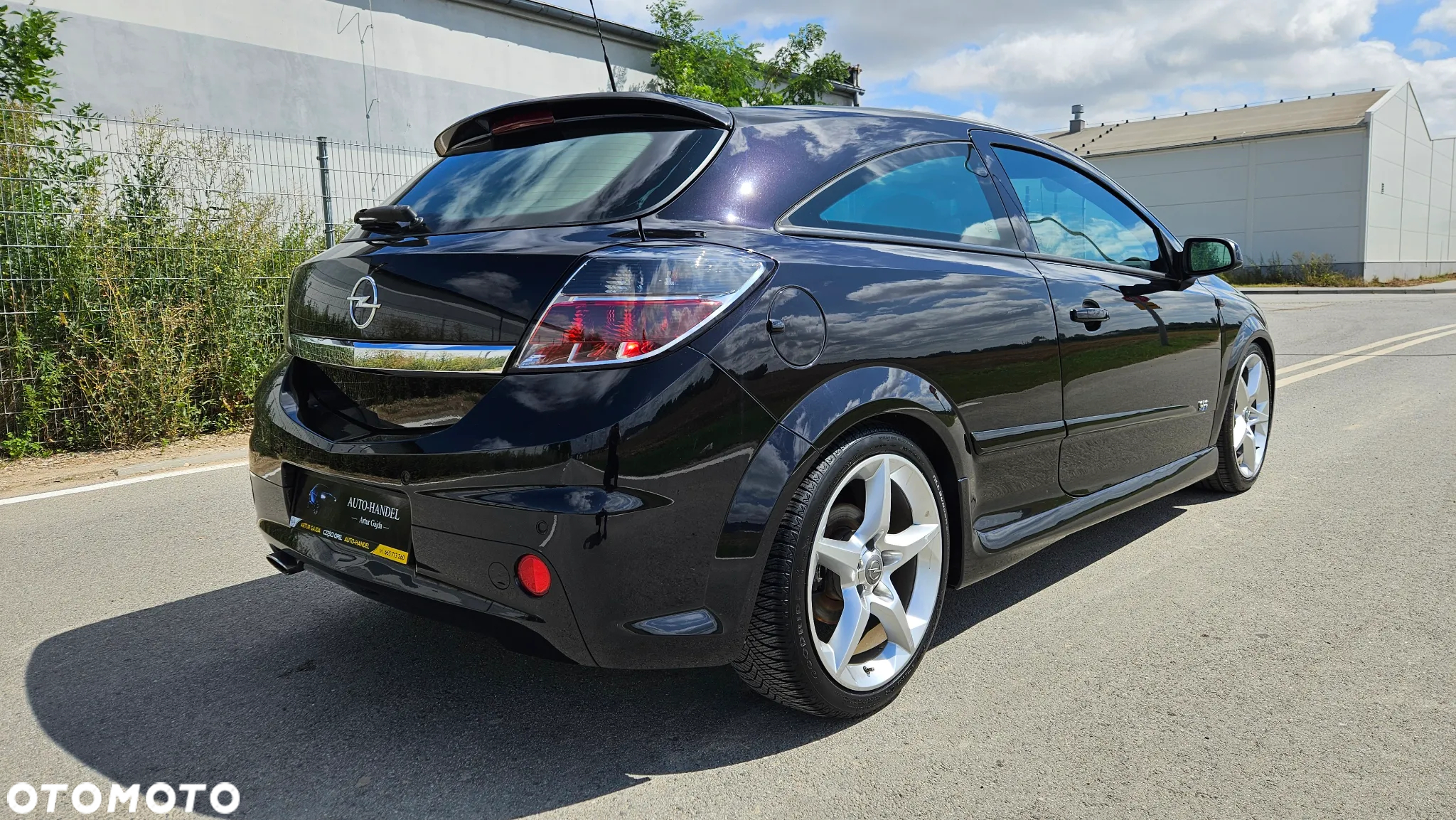 Opel Astra III GTC 1.8 Limited - 7