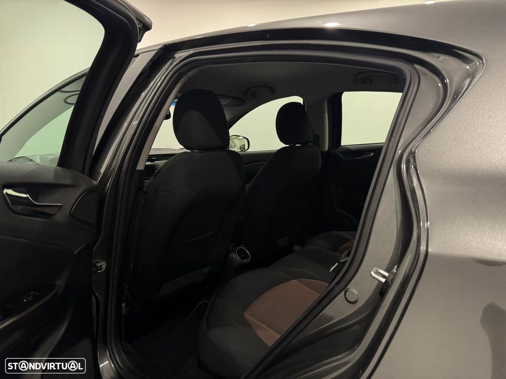Alfa Romeo Giulietta 1.6 JTDM Distinctive - 31