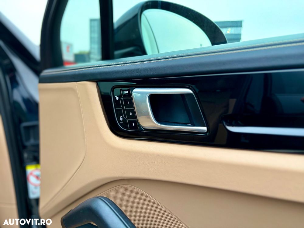 Porsche Cayenne S Tiptronic S - 28