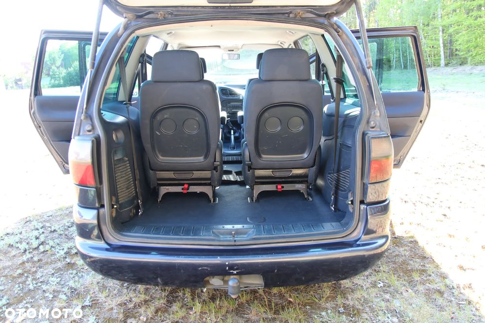 Volkswagen Sharan - 20