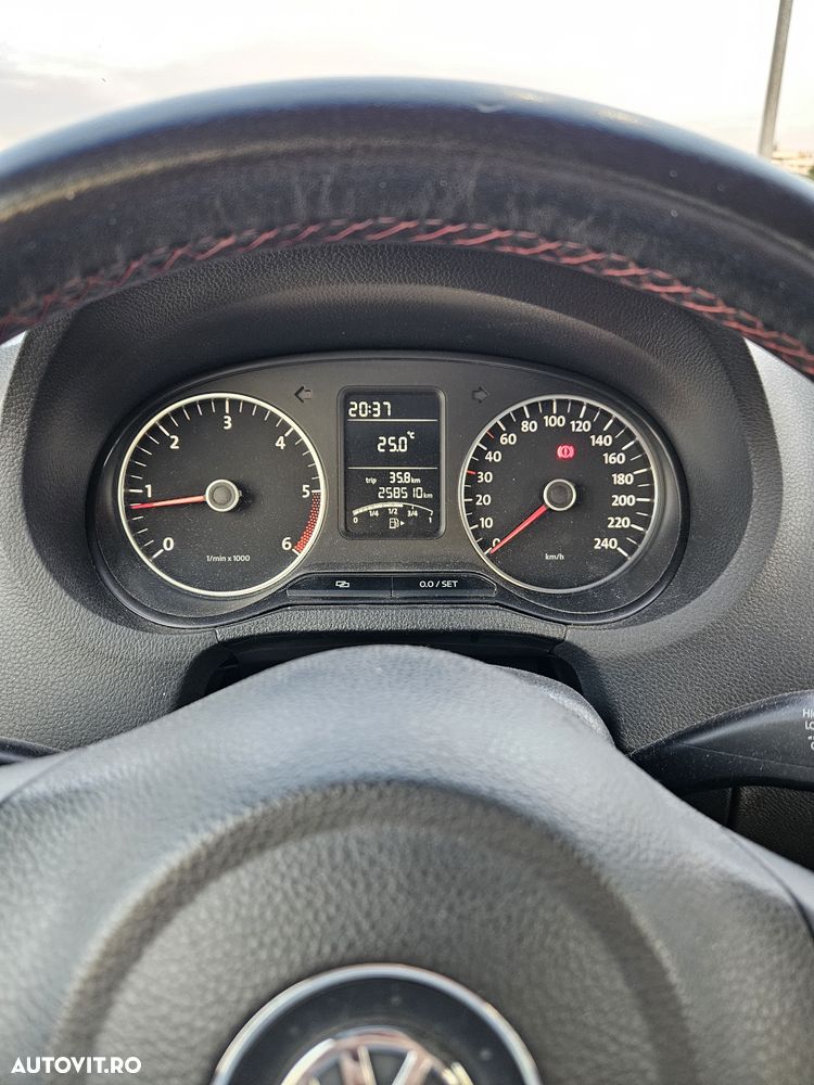 Volkswagen Polo 1.6 TDI Blue Motion Style - 7