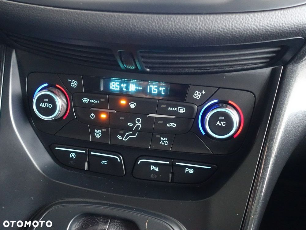 Ford Kuga 2.0 TDCi AWD ST-Line - 26