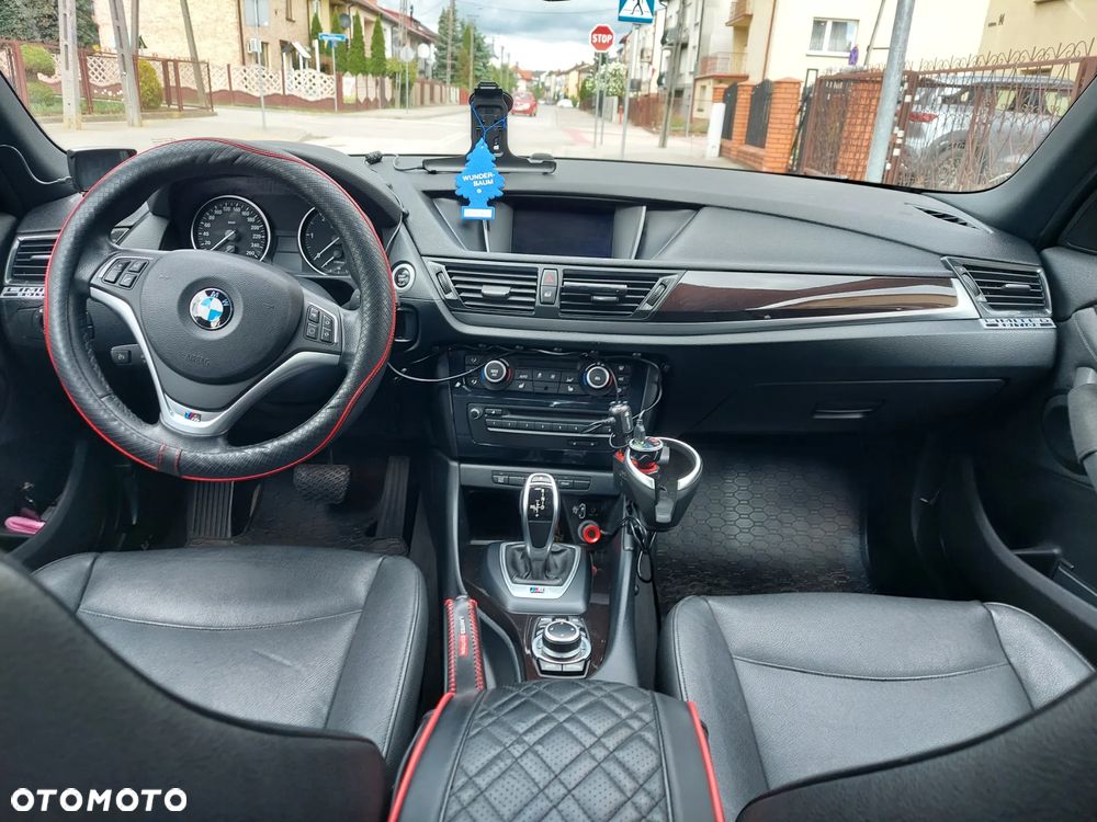 BMW X1 sDrive18d Sport Line - 14