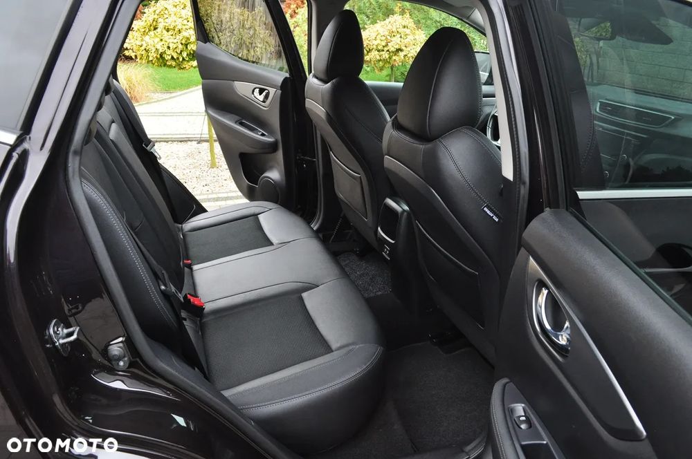 Nissan Qashqai 1.3 DIG-T TEKNA - 9