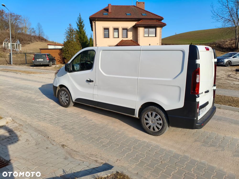 Renault Trafic - 16