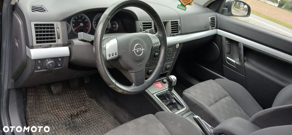 Opel Vectra 1.8 - 3