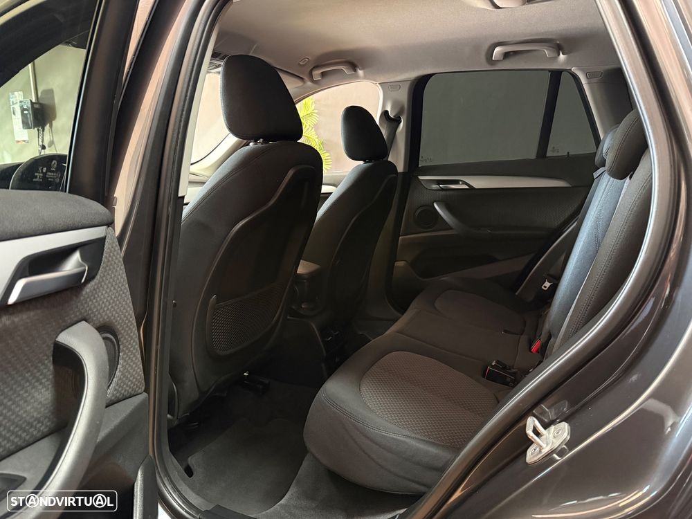 BMW X1 16 d sDrive Line Sport - 8