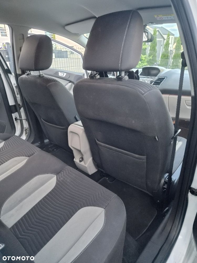 Ford Fiesta - 16