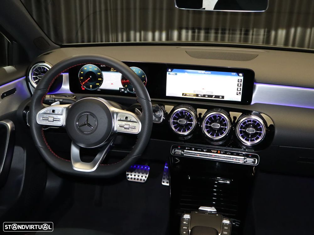 Mercedes-Benz A 180 7G-DCT AMG Line - 15